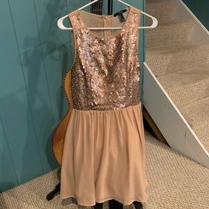 Junior's dress